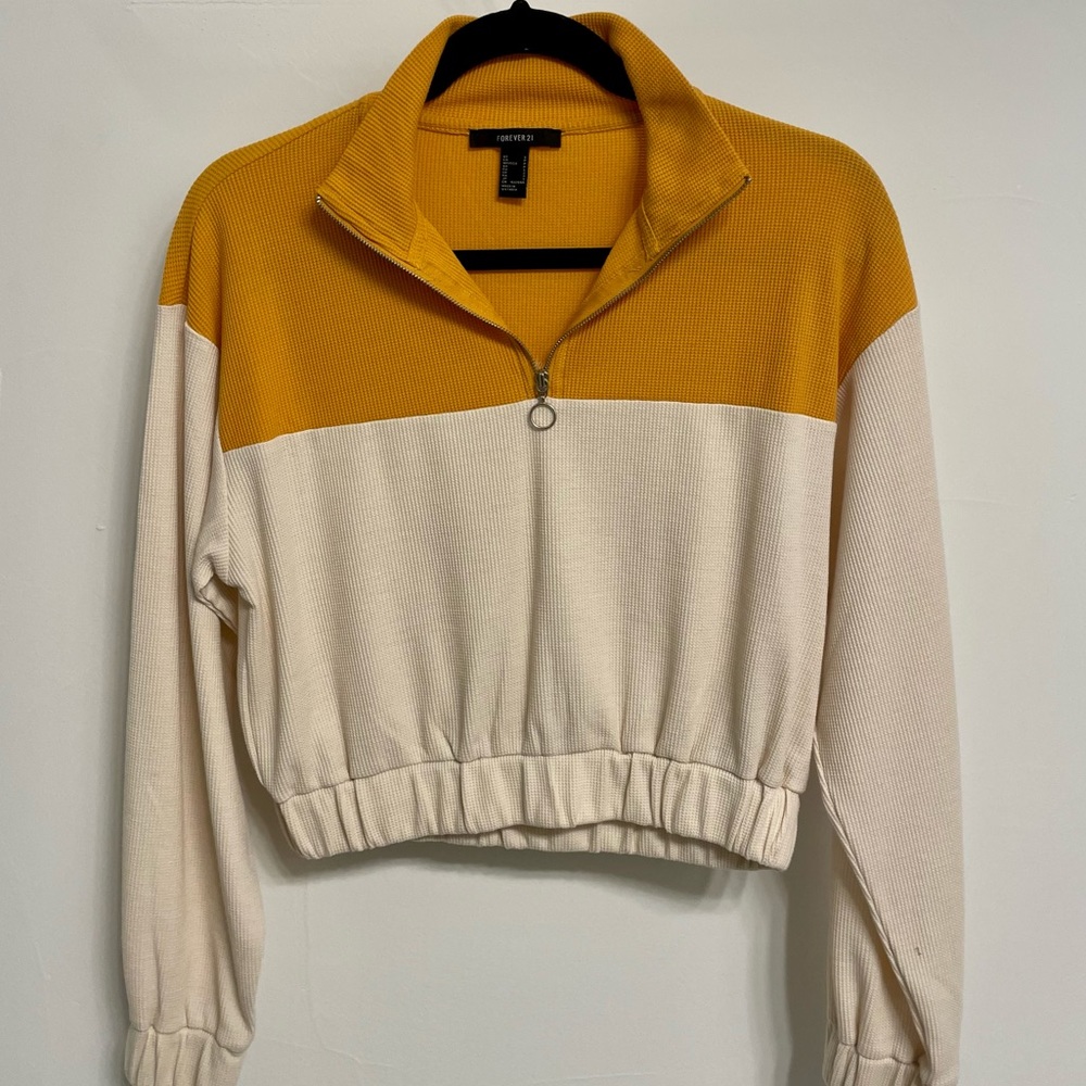 Fine waffle textured cropped half zip top